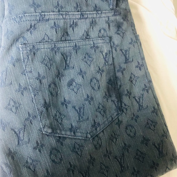 Louis Vuitton Monogram Denim jeans - Picture 9 of 15